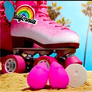 🔥NEW IN BOX Beauty Blender makeup sponges. A three-piece set with cleanse soap